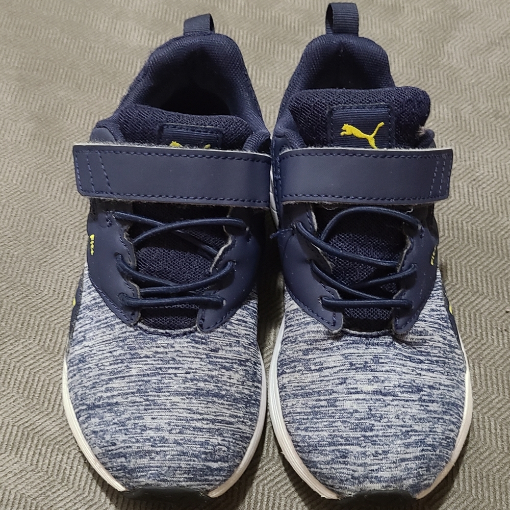 Boy Puma sneakers size 12